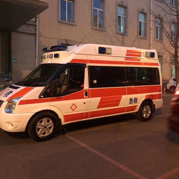 韶山夜间租赁救护车护送病人转院：安全转运的 8 大核心注意事项